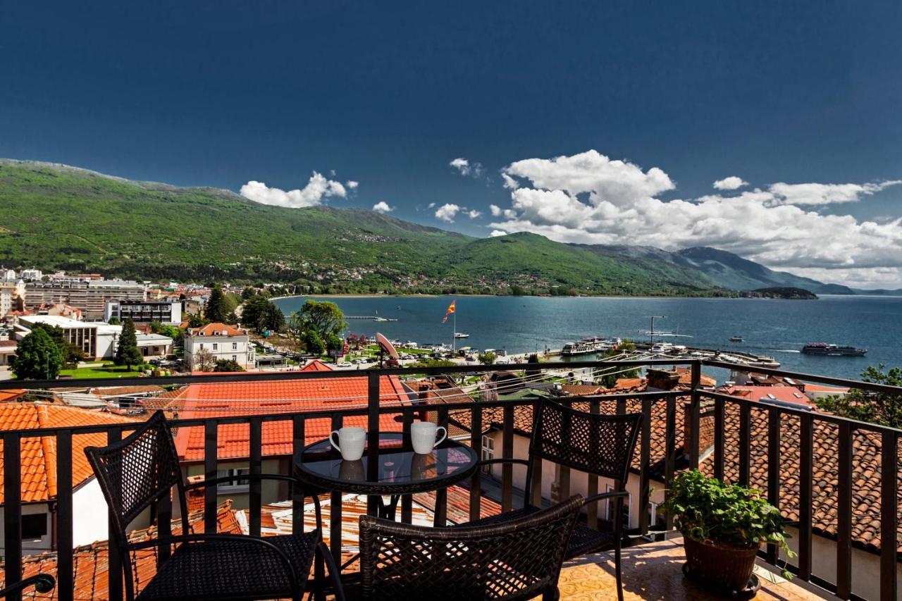 Ines Apartments Ohrid Esterno foto